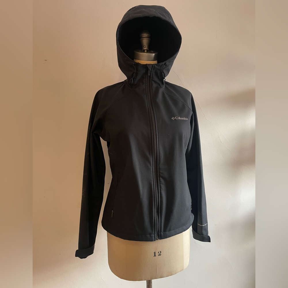 COLUMBIA euc omni shield repellent hooded jacket